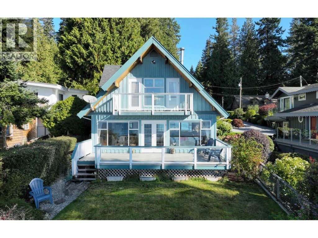 3199 Beach Avenue, Roberts Creek