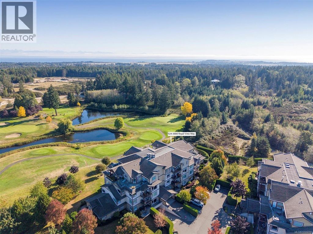 524 3666 Royal Vista Way, Courtenay