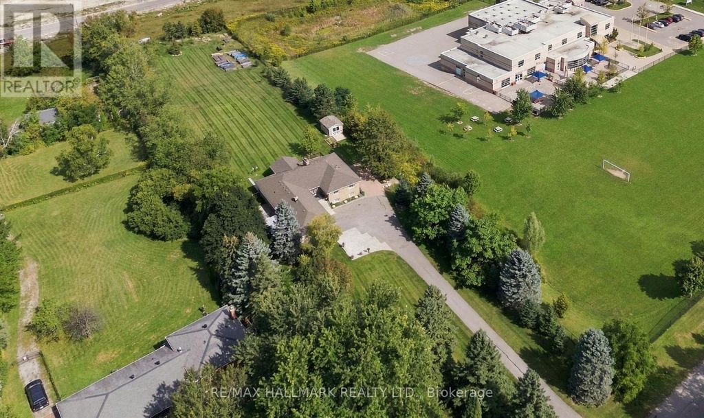 166 Hillcrest Drive, East Gwillimbury (holland Landing)