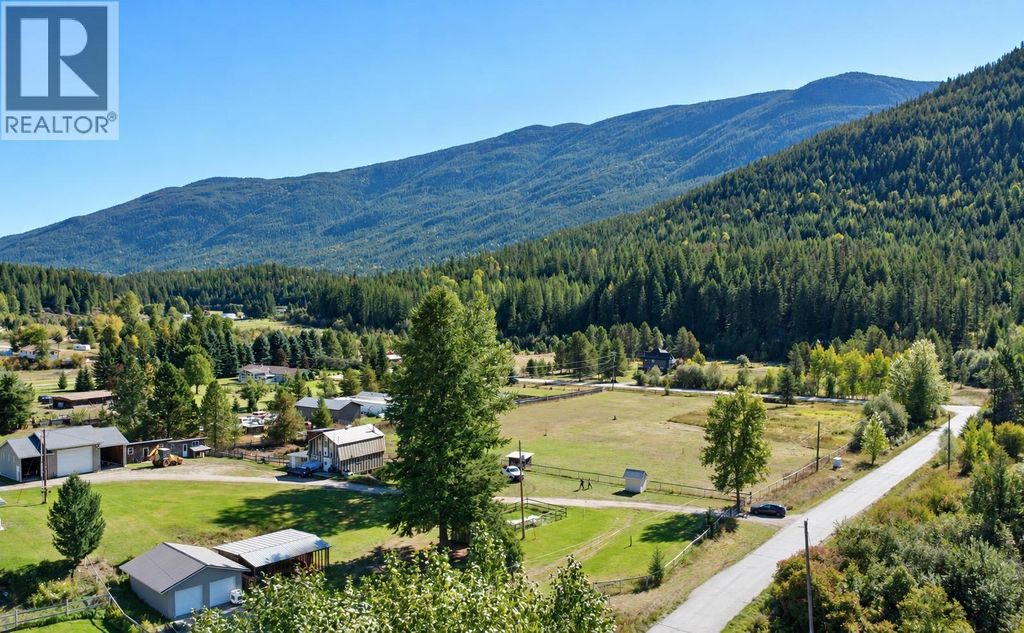2165 Raven Road, Castlegar