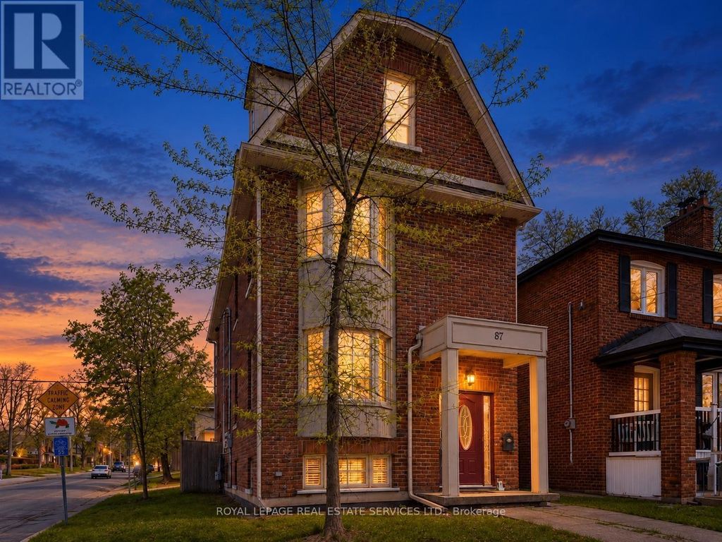 #1 - 87 Lawrence Avenue W, Toronto (lawrence Park South)