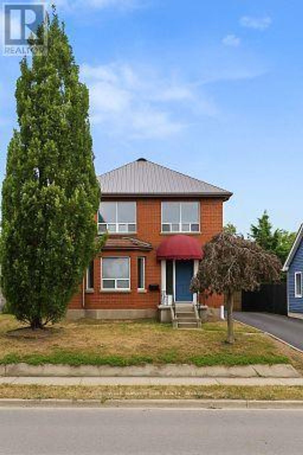 Main - 220 Bloor Street W, Oshawa (lakeview)