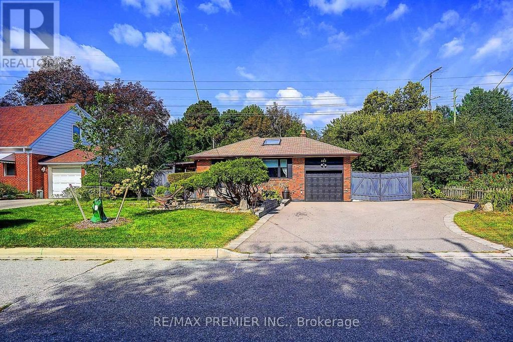 445 Selsey Drive, Mississauga (cooksville)