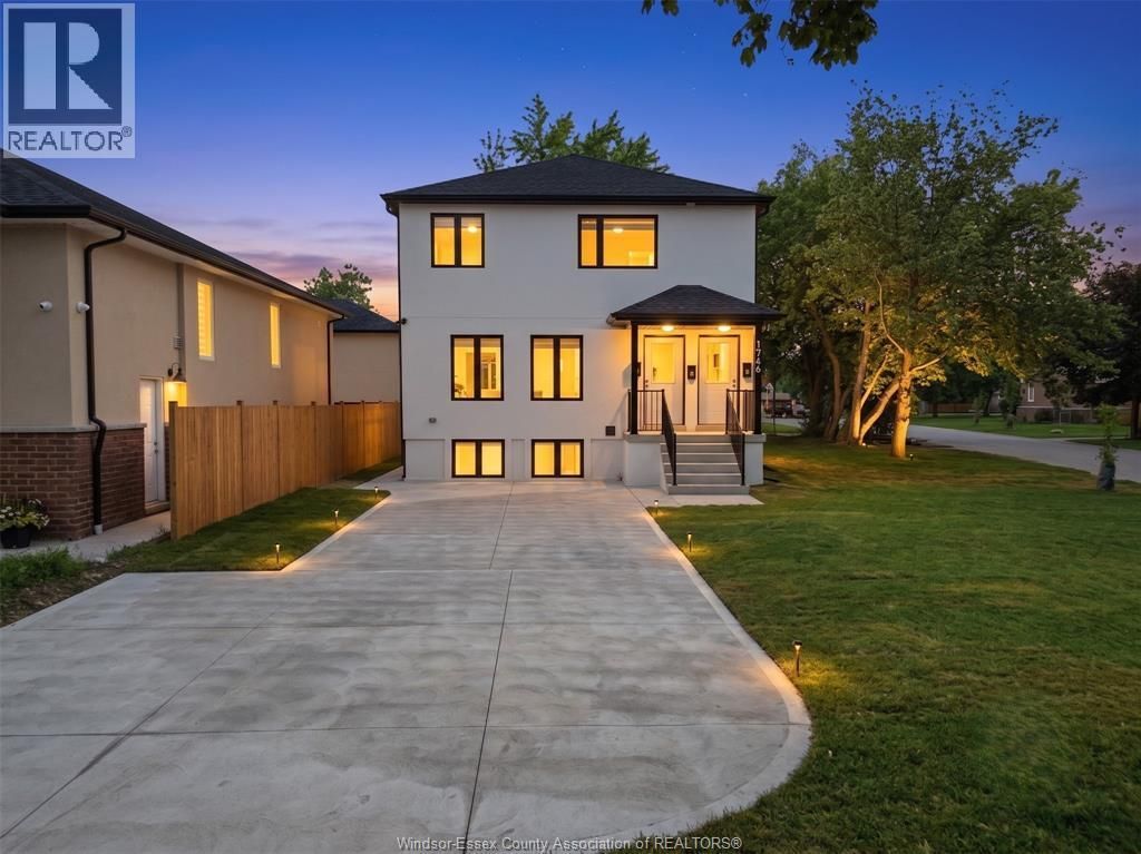 1746 Buckingham Drive, Windsor