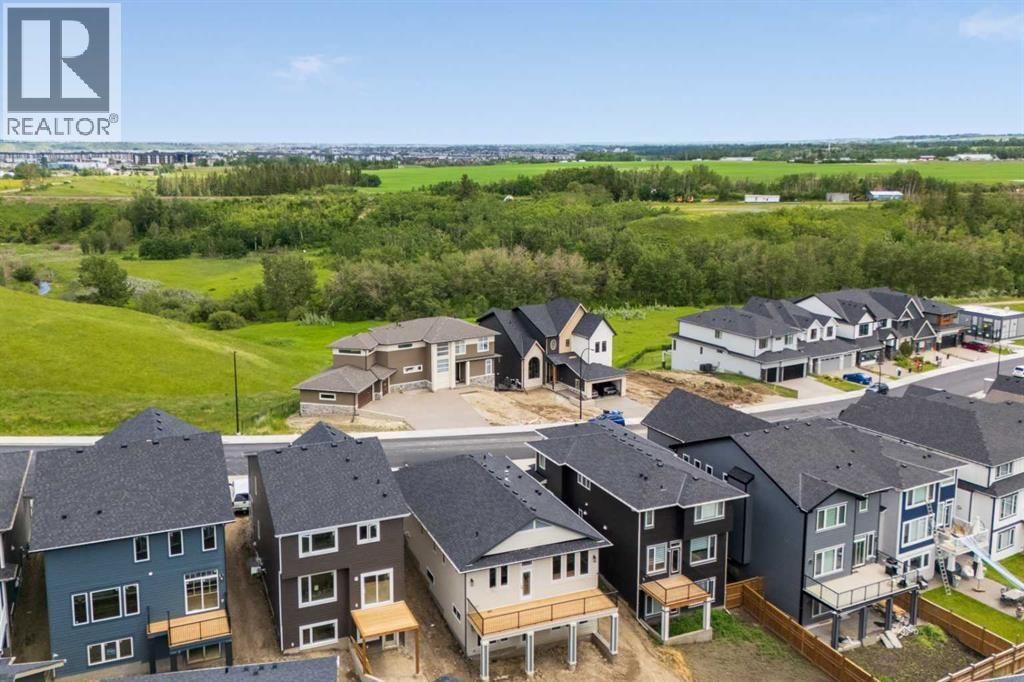 101 Creekstone Hill Sw, Calgary