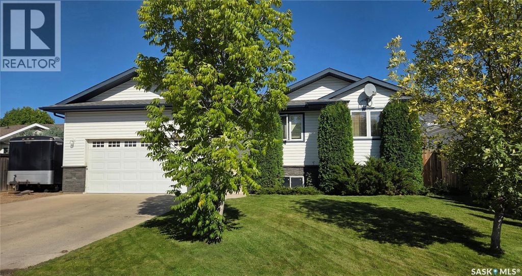 10305 Hock Avenue, North Battleford