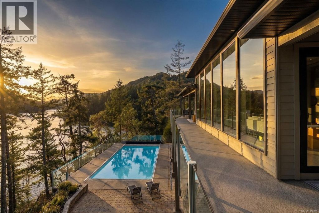 1081 Aspen Rd, Malahat