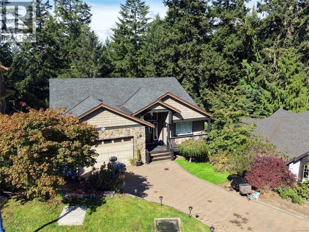 3468 Horizon Terr, Langford