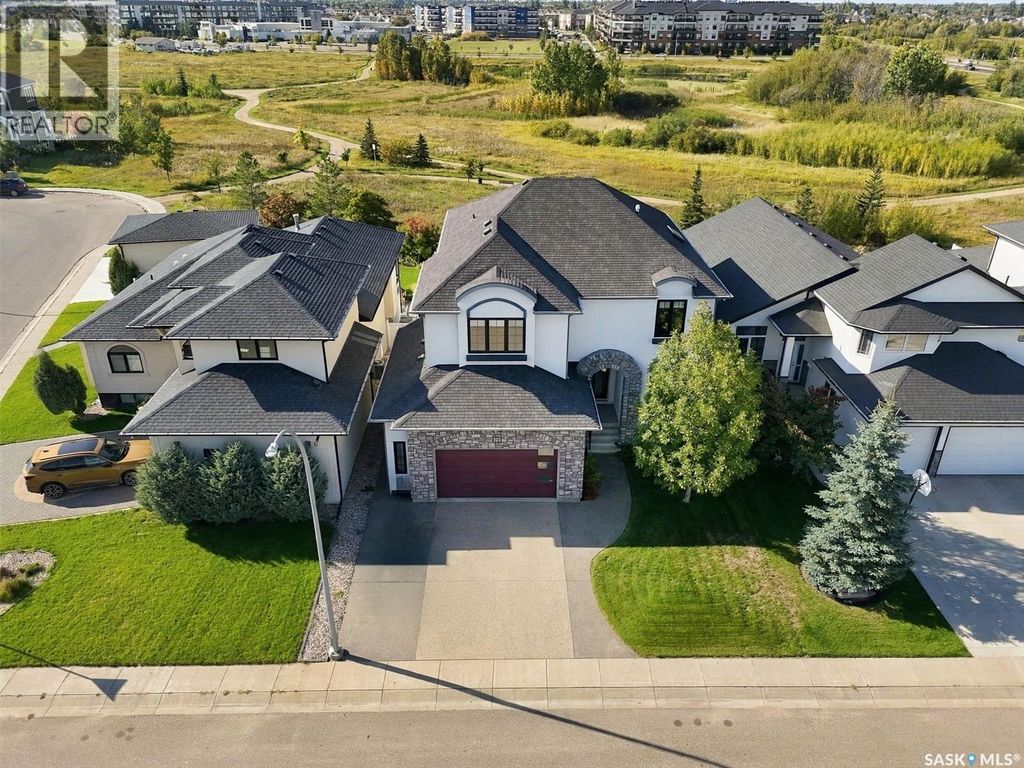 323 Hastings Lane, Saskatoon