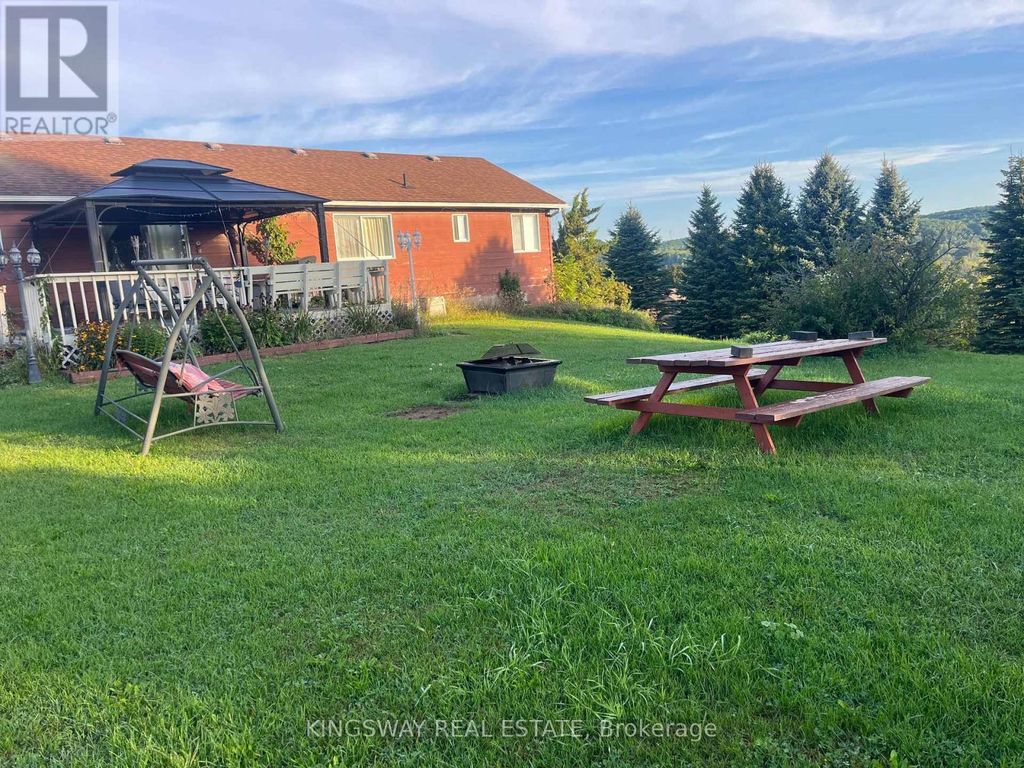 30 Mountainview Road, Mulmur
