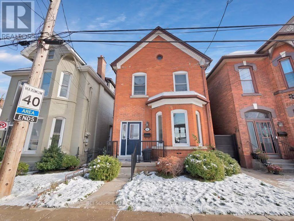 Unit 2 - 84 Magill Street, Hamilton (strathcona)