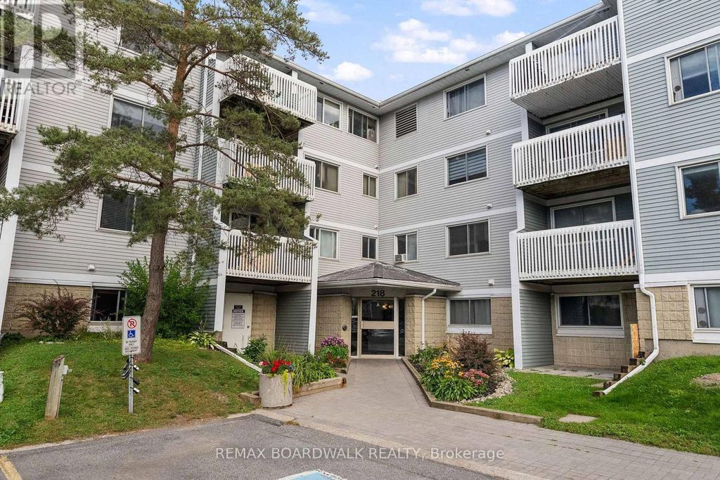 308 - 218 Viewmount Drive, Ottawa