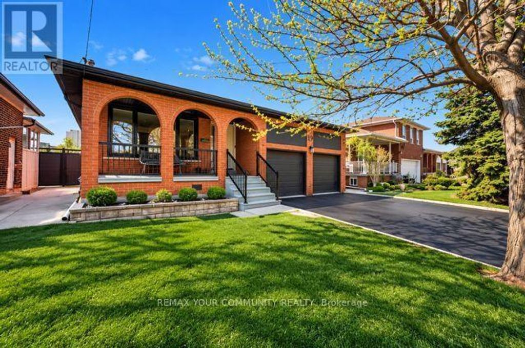 19 Hamer Boulevard, Toronto (kingsview Village-The Westway)