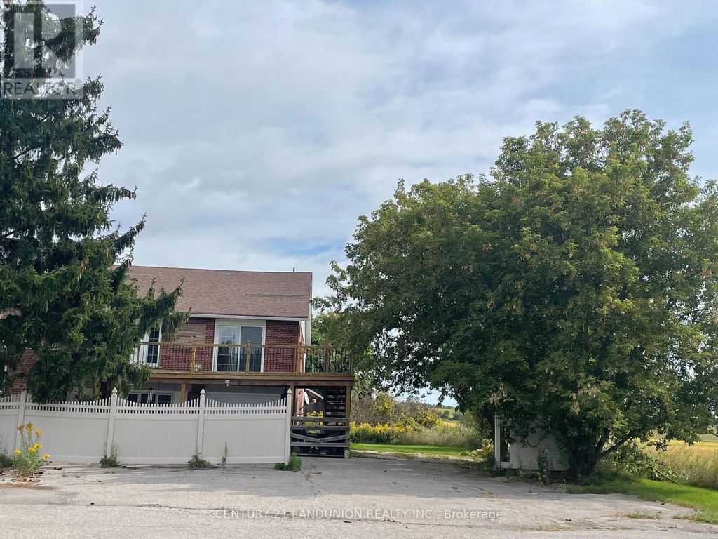 Residence Primary Unit/b - 20215 Woodbine Avenue, East Gwillimbury