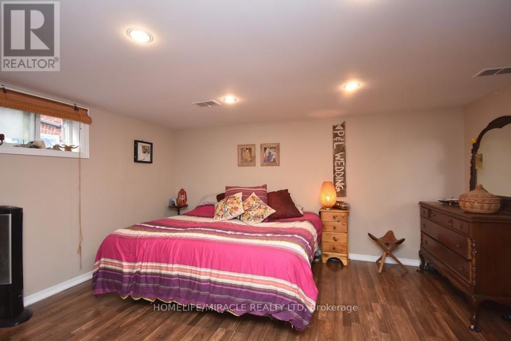 1476 Cawthra Road, Mississauga (mineola)