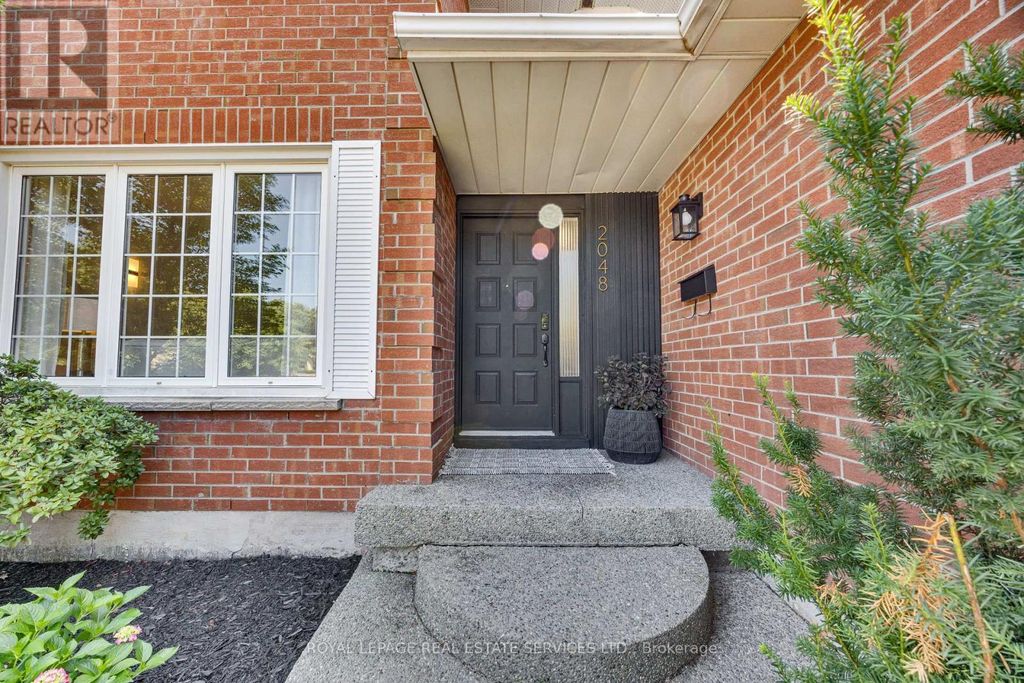 2048 Sixth Line, Oakville (ro River Oaks)