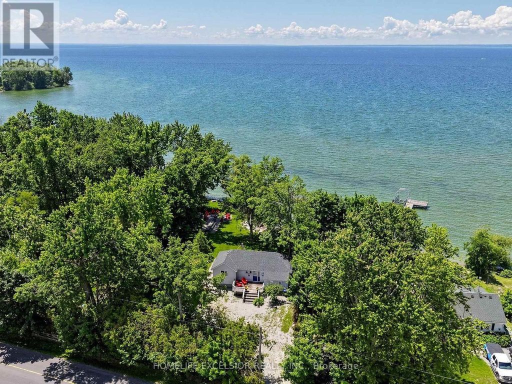 2156 Lakeshore Drive, Ramara