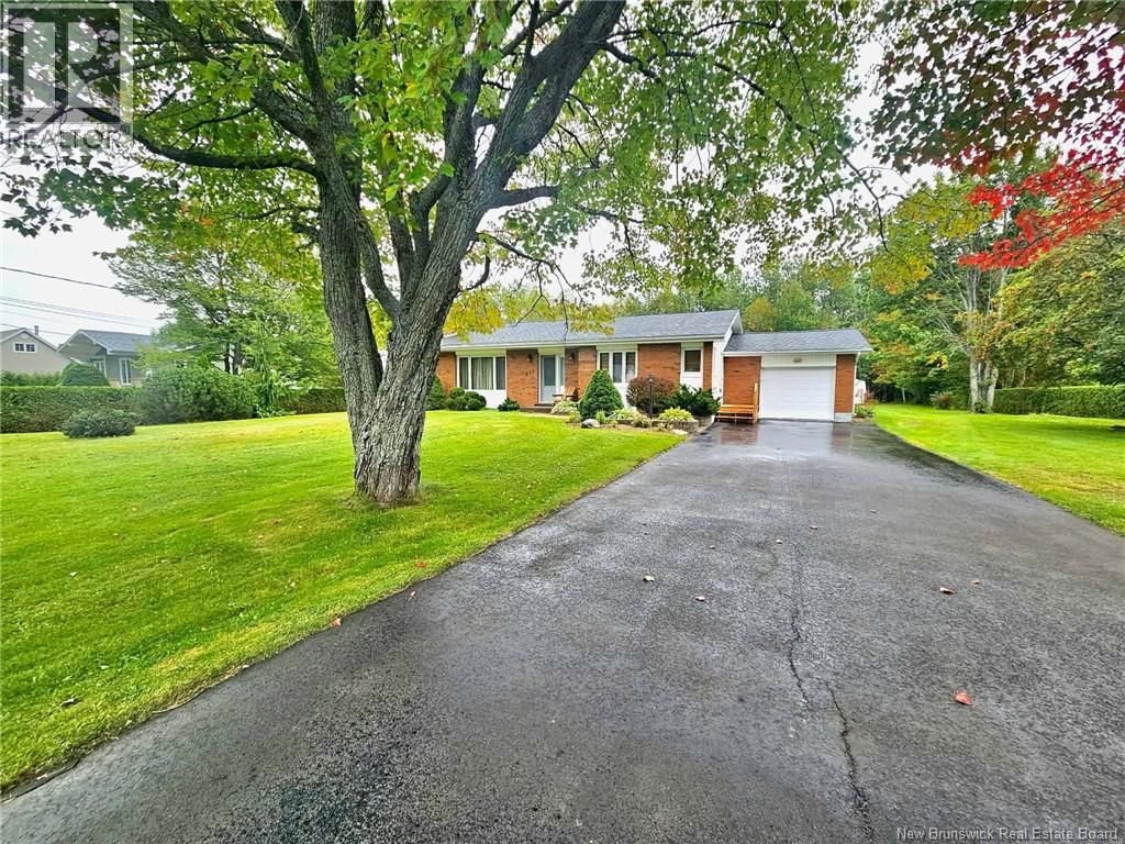 251 Landry, Beresford