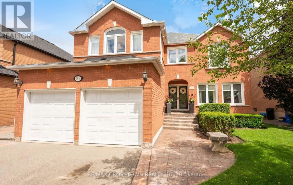 194 Caproni Drive, Vaughan (maple)