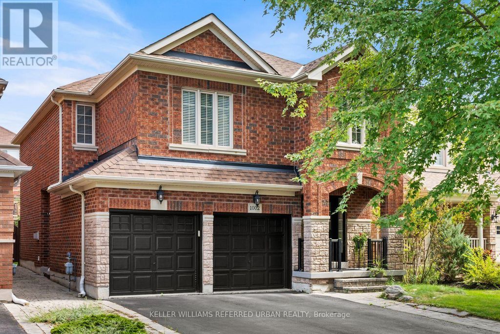 1002 Oaktree Crescent, Newmarket (summerhill Estates)