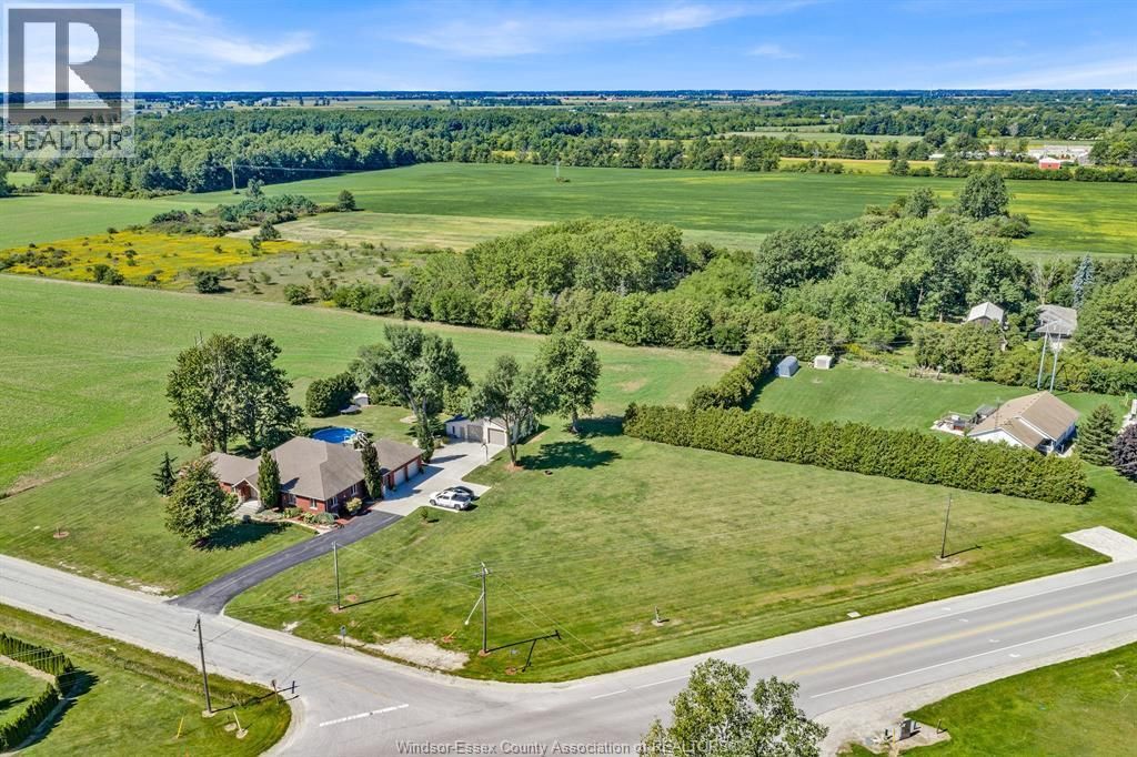 374 Inman Sideroad, Kingsville