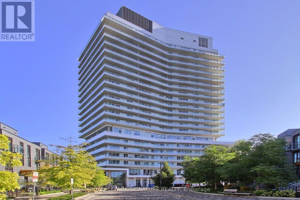 2003 - 20 Brin Drive, Toronto (edenbridge-Humber Valley)