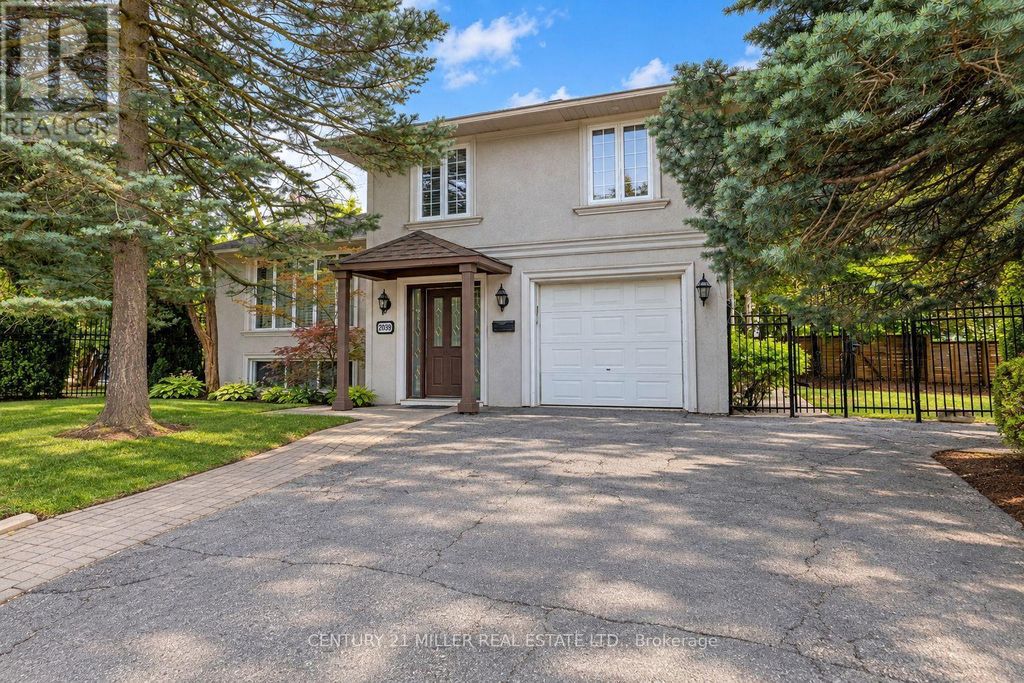 2039 Wakely Street, Oakville (wo West)
