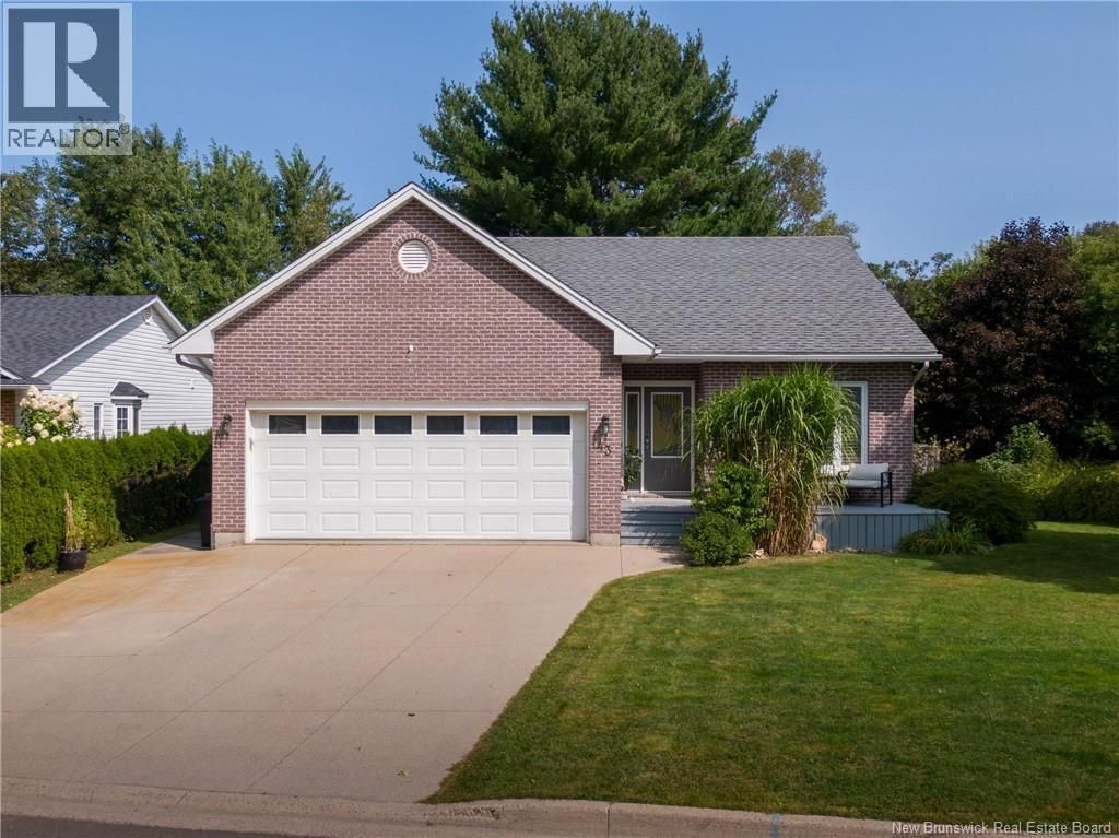 43 Ridgewell Place, Fredericton
