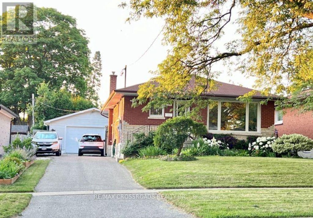 636 Shakespeare Avenue, Oshawa (donevan)