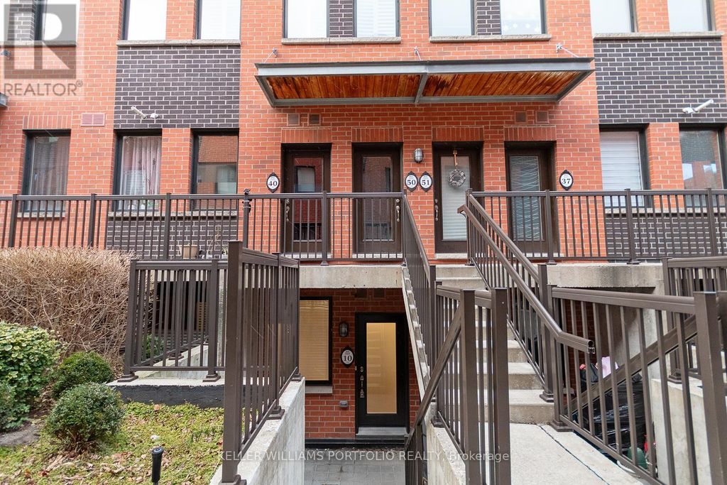 10 - 869 Wilson Avenue, Toronto (downsview-Roding-Cfb)