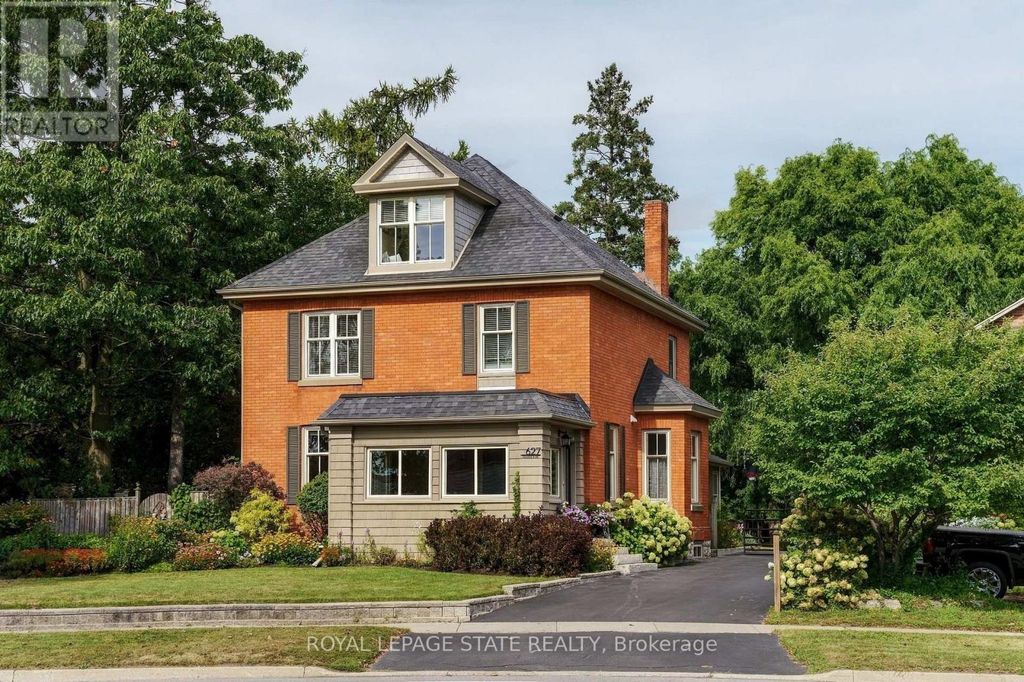 627 Maple Avenue, Burlington (brant)