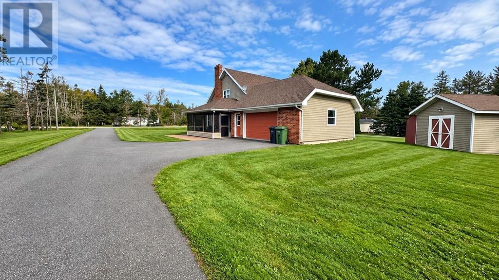 995 Pleasant Grove Road, York
