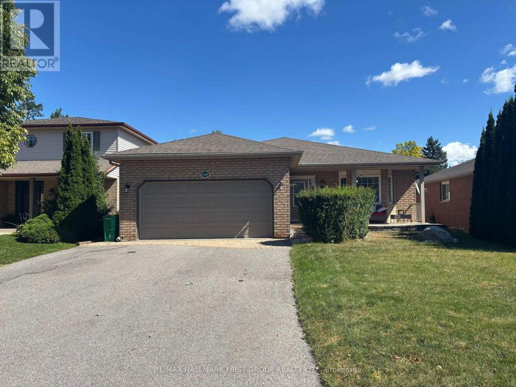 #lower - 640 Pinewood Drive, Peterborough (otonabee Ward 1)