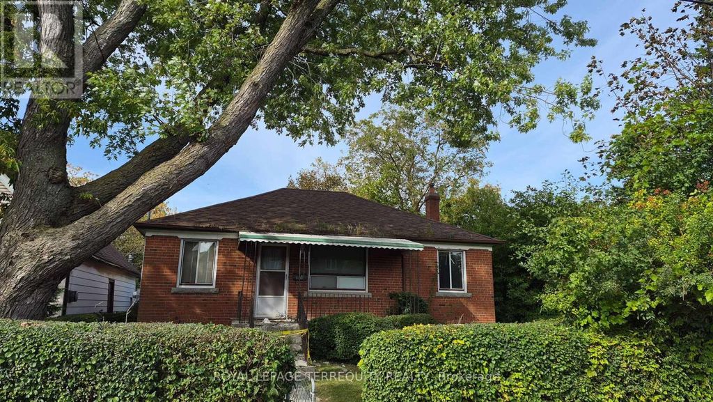 228 South Woodrow Boulevard, Toronto (birchcliffe-Cliffside)