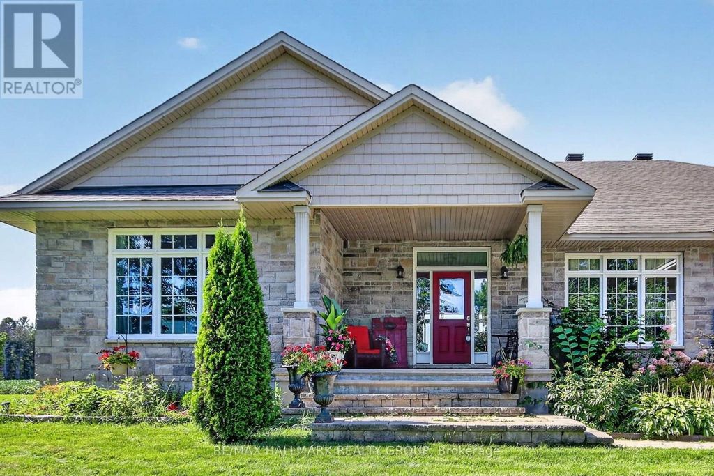 7479 Bleeks Road, Ottawa