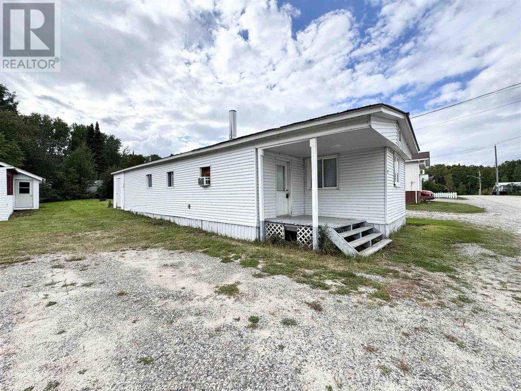 3 Fontaine Dr, Chapleau