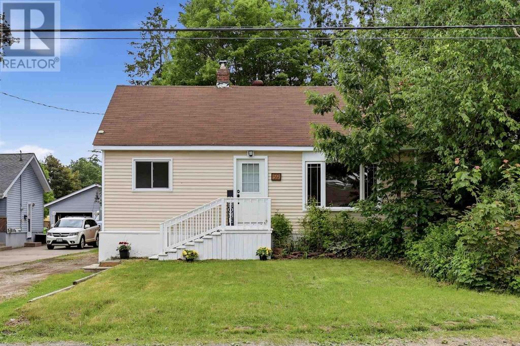 59 Adeline Ave, Sault Ste. Marie