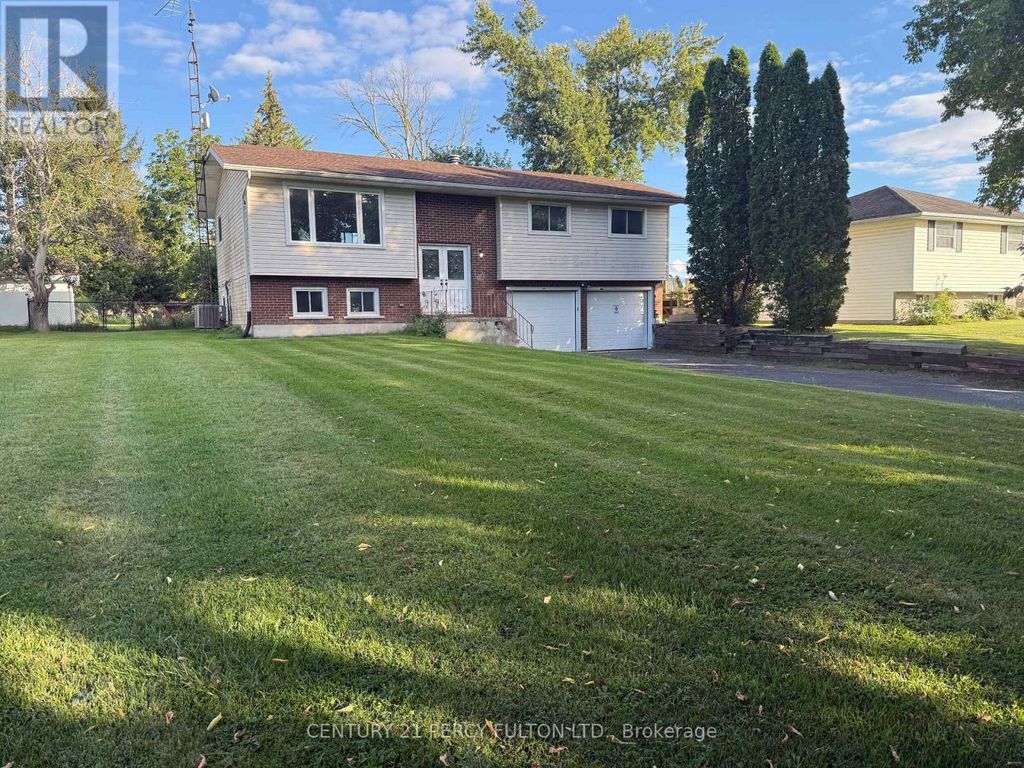 24 Southwood Crescent, Greater Napanee (greater Napanee)