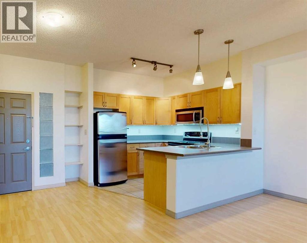 313, 12330 102 Street, Grande Prairie