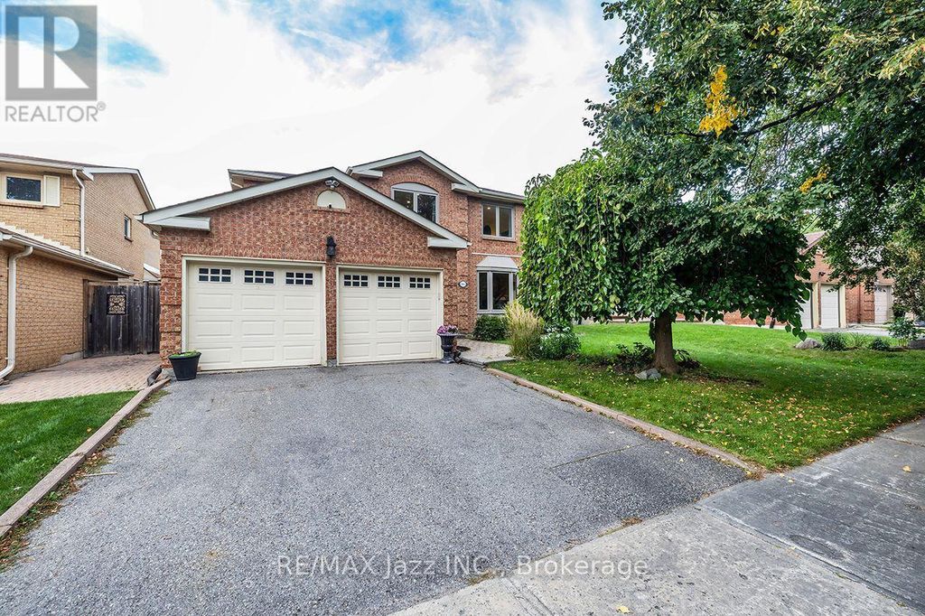 106 Tilman Circle, Markham (markham Village)