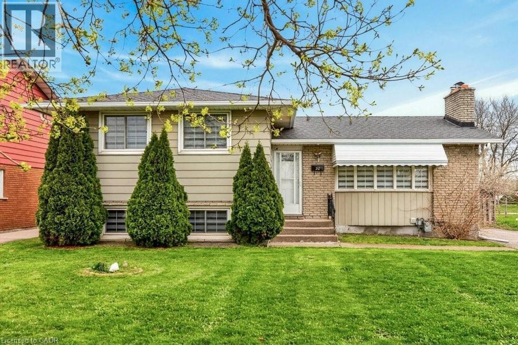 20 St Charles Drive, Thorold