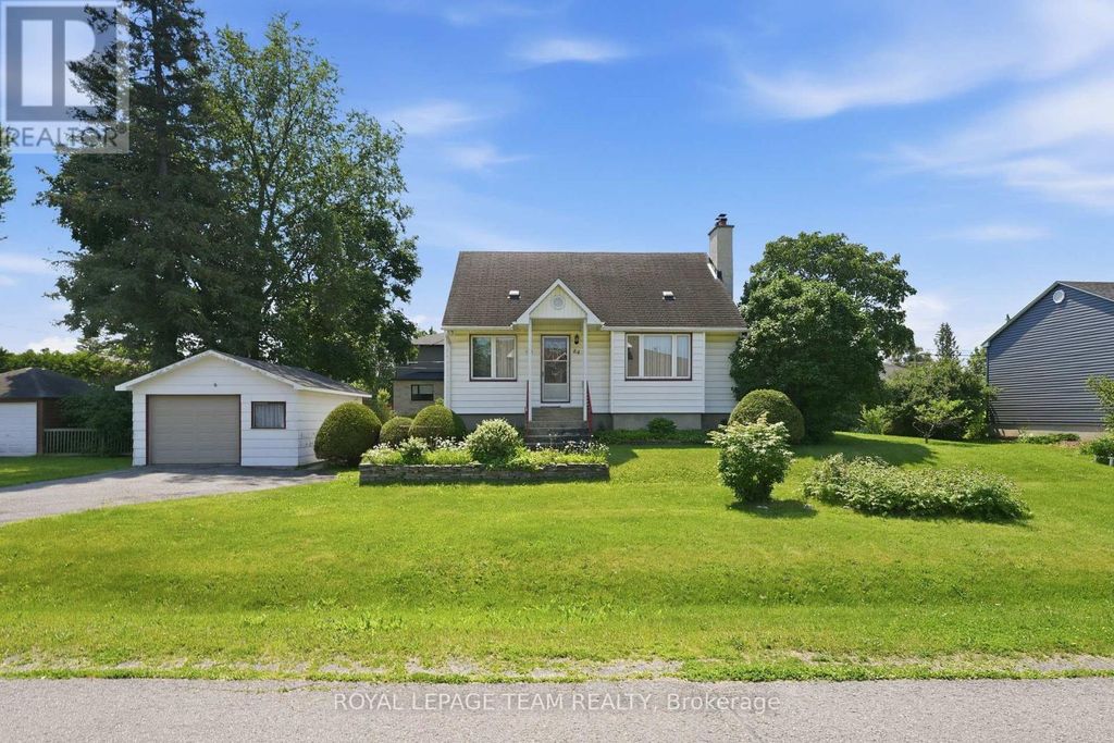 84 Rita Avenue, Ottawa
