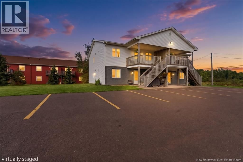 633 Whitepine Road, Riverview