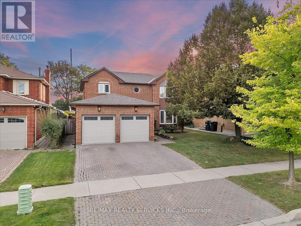 18 Corkett Drive, Brampton (northwood Park)