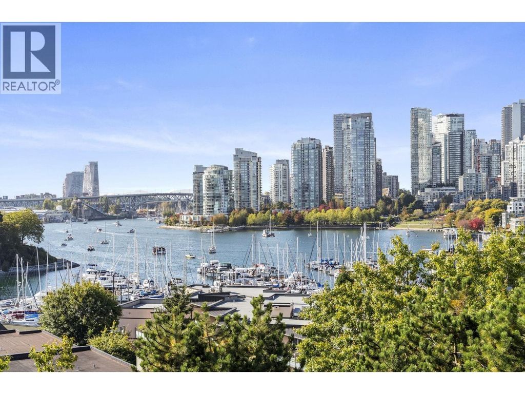 904 522 Moberly Road, Vancouver
