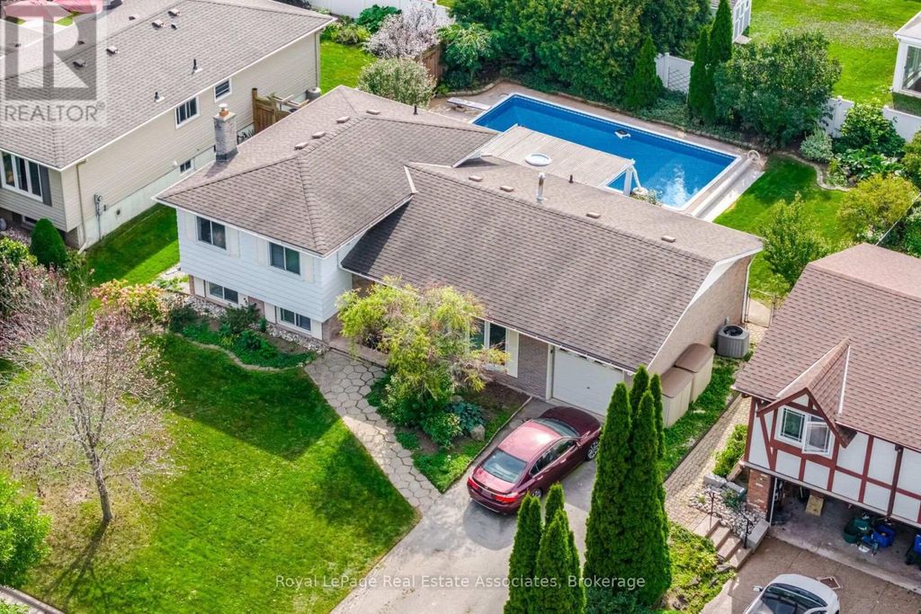2452 Yarmouth Crescent, Oakville (wo West)