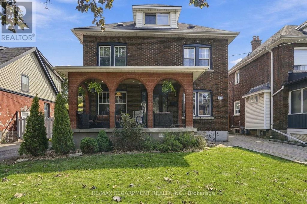 17 Tuxedo Avenue S, Hamilton (delta)