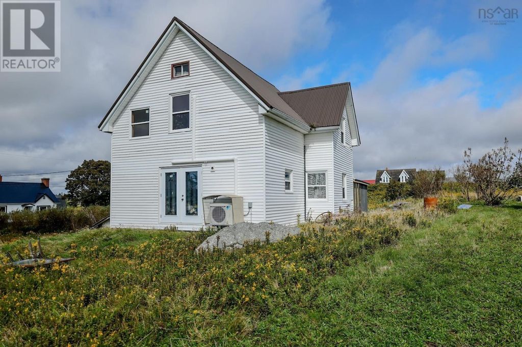 32 Church Road, Clark's Harbour