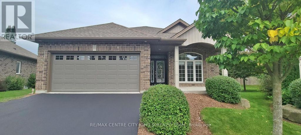 11 - 1 Vineden Drive, Central Elgin (lynhurst)