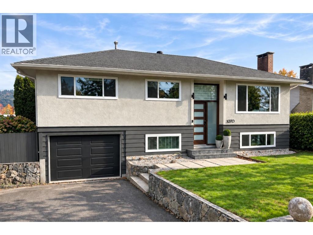 1070 Stratford Avenue, Burnaby